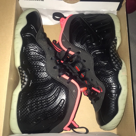 Nike Shoes - Yeezy Foamposite